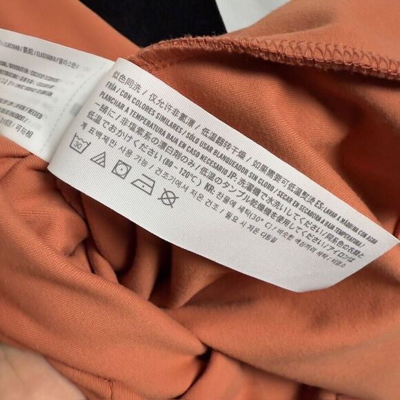 Abercrombie & Fitch Orange V-Neck Bodysuit - Women’s M - Picture 9 of 9